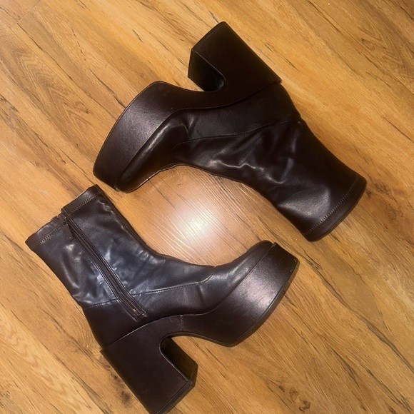 Zara Brown Chunky Heels - Picture 2 of 3